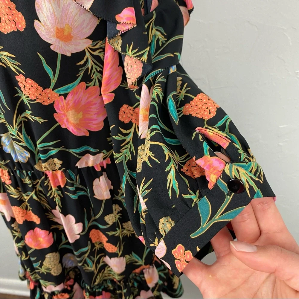 Kate Spade New York Blossom Cold Shoulder mini Dress size 4 Preppy Designer